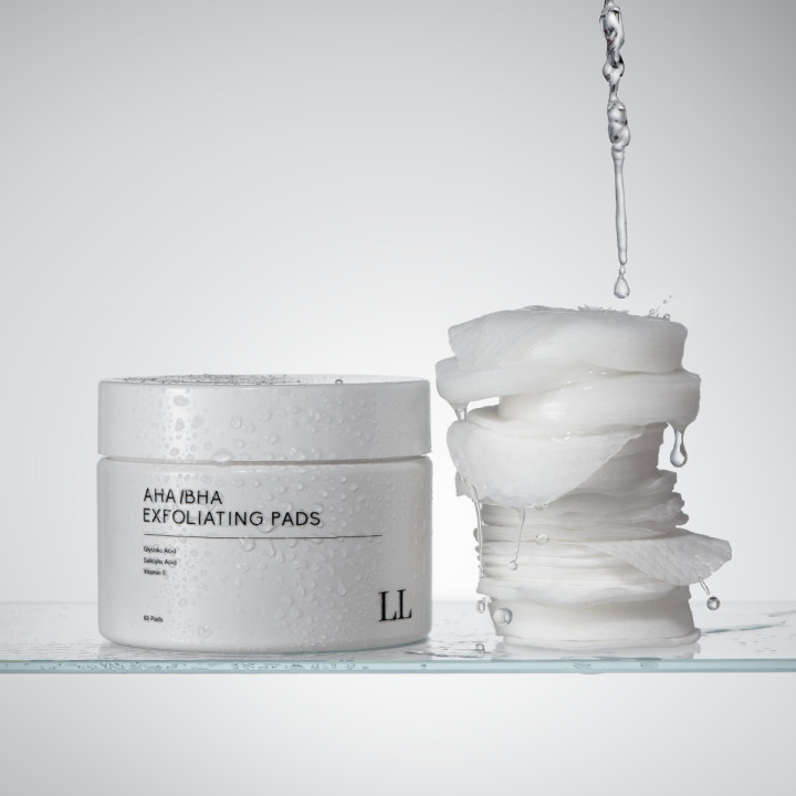 AHA/BHA EXFOLIATING PADS